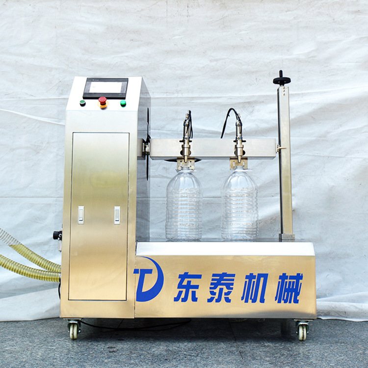 俱往矣，數(shù)風(fēng)流人物，還看東泰半自動食用油灌裝機